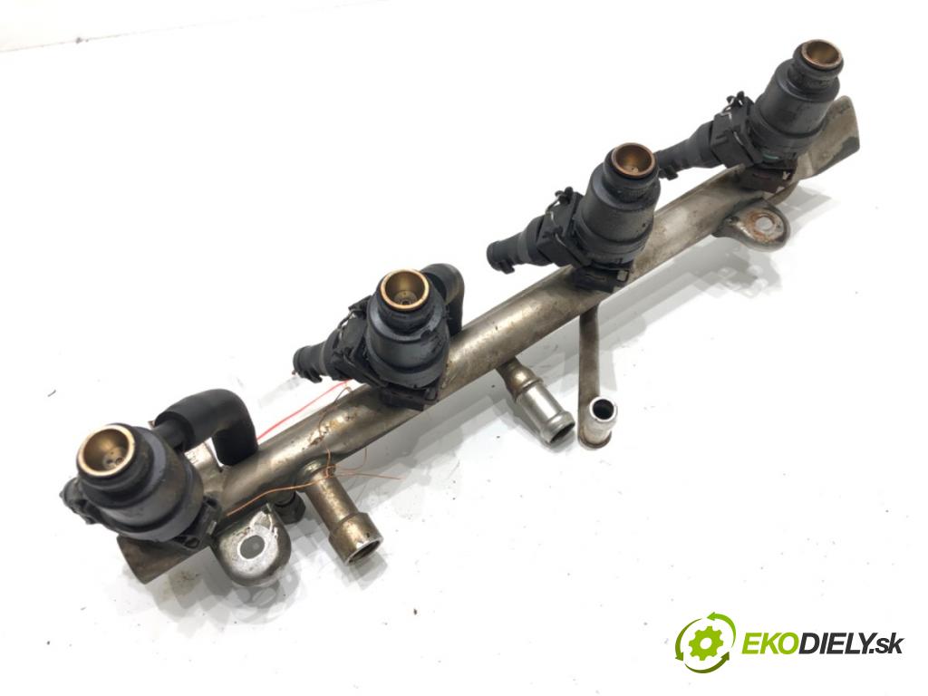 BMW 3 (E46) 1997 - 2005    318 i 87 kW [118 KM] benzyna 1997 - 2001  Lišta vstrekovacia 1743378 (Vstrekovacie lišty)