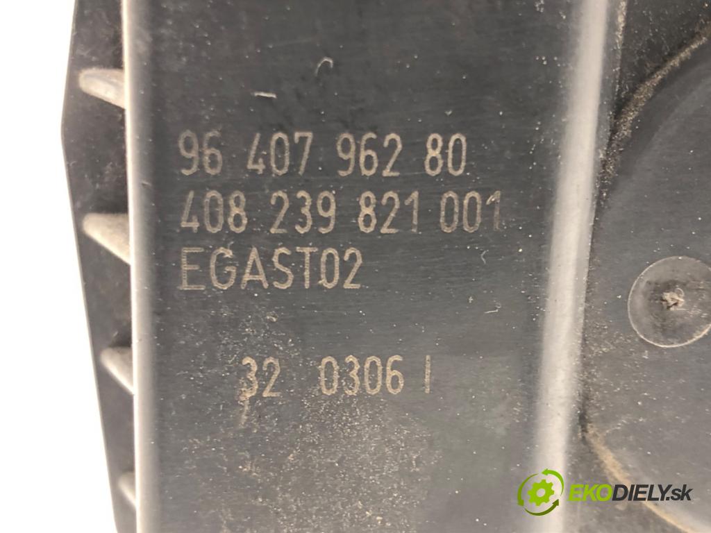 CITROEN C2 (JM_) 2003 - 2017    1.1 44 kW [60 KM] benzyna 2003 - 2012  Škrtiaca klapka 9640796280 (Škrtiace klapky)