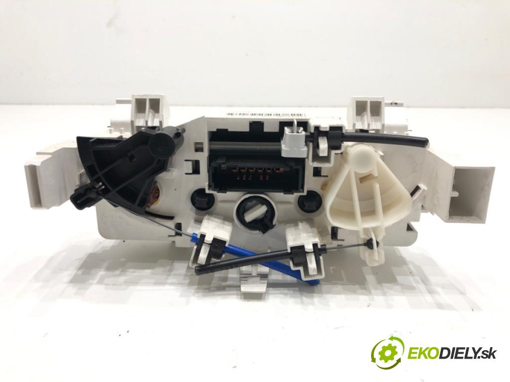 CITROEN C2 (JM_) 2003 - 2017    1.1 44 kW [60 KM] benzyna 2003 - 2012  Panel ovládania kúrenia F664479W (Prepínače, spínače, tlačidlá a ovládače kúrenia)
