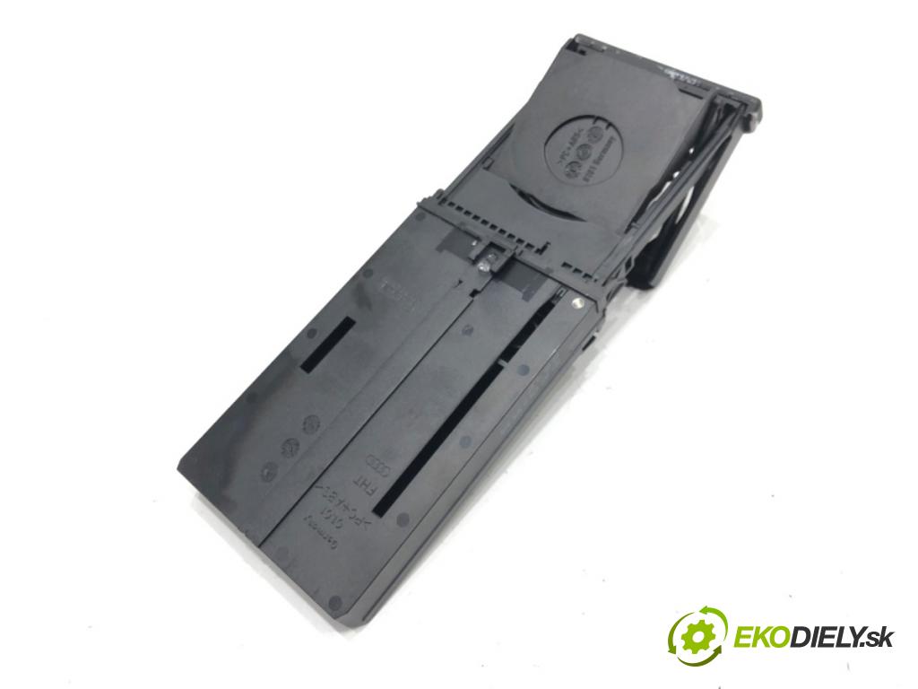 AUDI A4 B6 (8E2) 2000 - 2005    2.0 96 kW [130 KM] benzyna 2000 - 2004  Držiak na nápoje 8E1862534H (Úchyty, držiaky na nápoje)