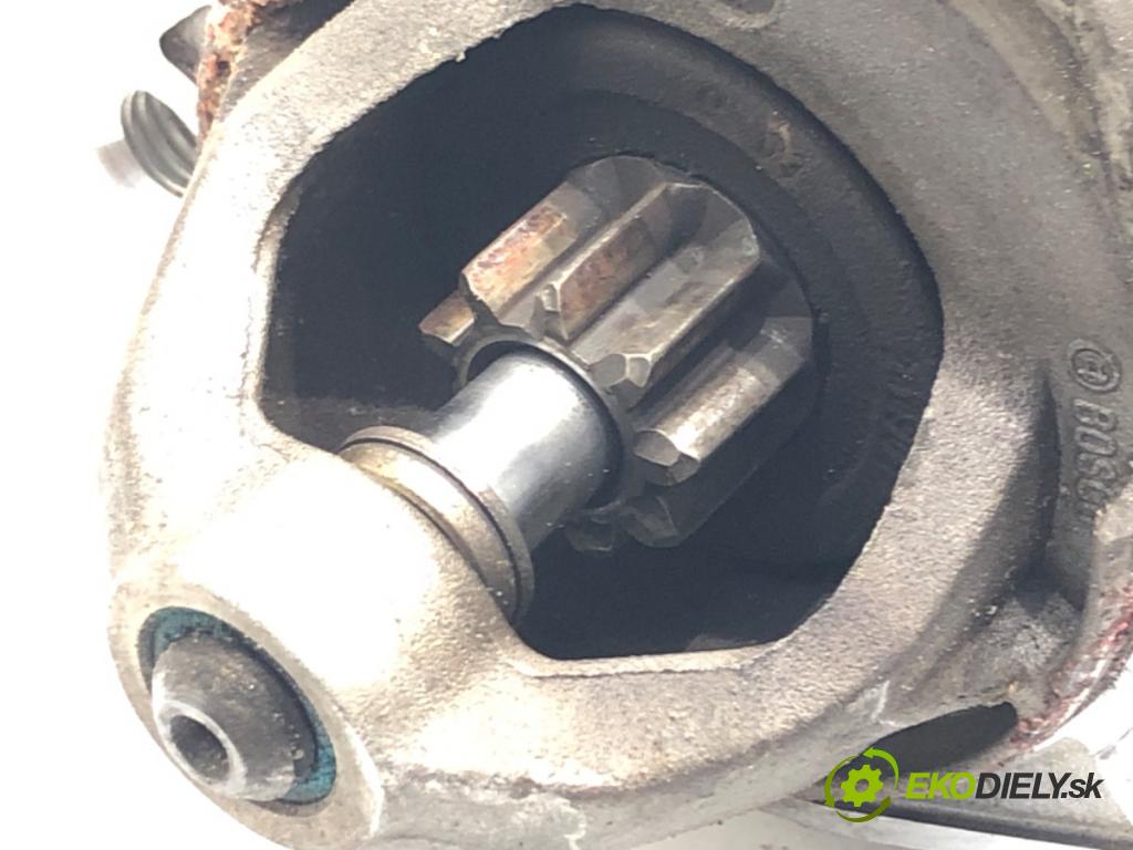 AUDI A4 B6 (8E2) 2000 - 2005    2.0 96 kW [130 KM] benzyna 2000 - 2004  Štartér  (Štartéry)
