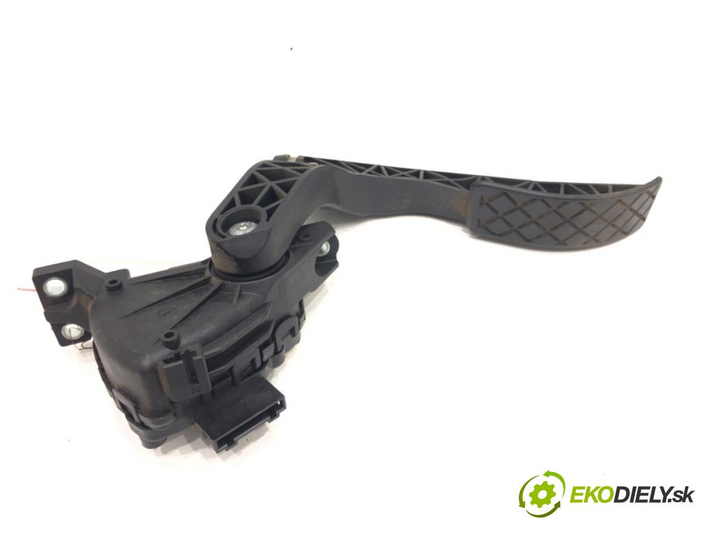 AUDI A4 B6 (8E2) 2000 - 2005    2.0 96 kW [130 KM] benzyna 2000 - 2004  Potenciometer plynu 8EI723523A (Pedále)