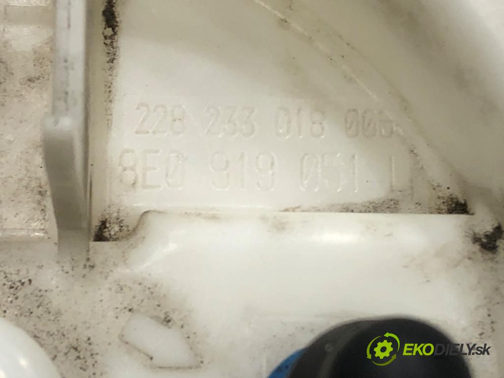 AUDI A4 B6 (8E2) 2000 - 2005    2.0 96 kW [130 KM] benzyna 2000 - 2004  pumpa paliva 8E0919051L