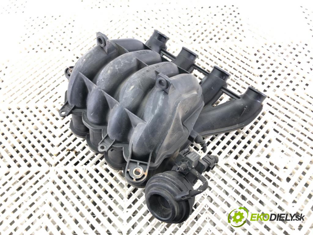 AUDI A4 B6 (8E2) 2000 - 2005    2.0 96 kW [130 KM] benzyna 2000 - 2004  Potrubie sacie, sanie 06B133210AJ (Sacie potrubia)