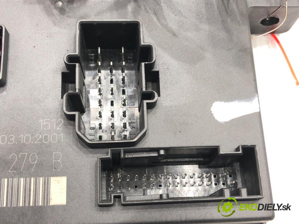 AUDI A4 B6 (8E2) 2000 - 2005    2.0 96 kW [130 KM] benzyna 2000 - 2004  Modul svetiel 8E0907279B (Ostatné)
