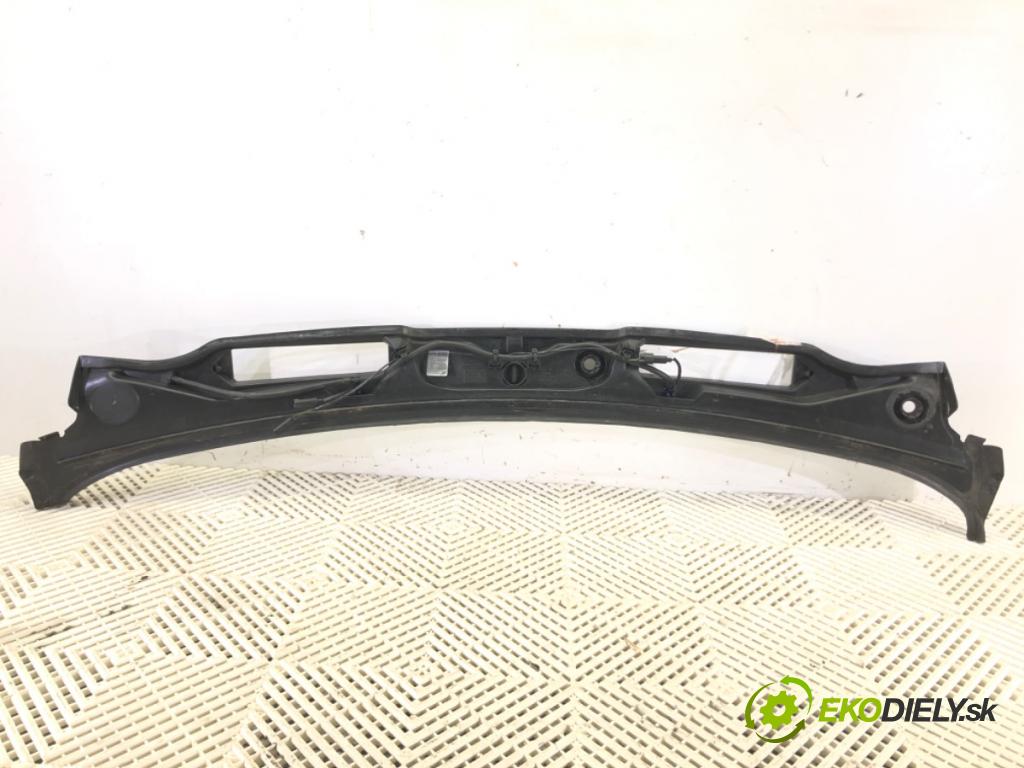 BMW 3 coupe (E92) 2005 - 2013    330 i 200 kW [272 KM] benzyna 2006 - 2010  Torpédo, plast pod čelné okno  (Torpéda)