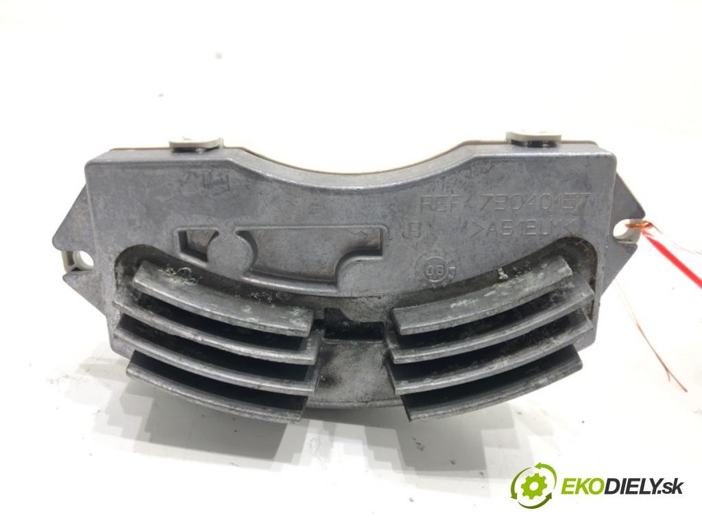 BMW 3 coupe (E92) 2005 - 2013    330 i 200 kW [272 KM] benzyna 2006 - 2010  odpor rezistor topení vzduchu 985464F (Odpory topení)