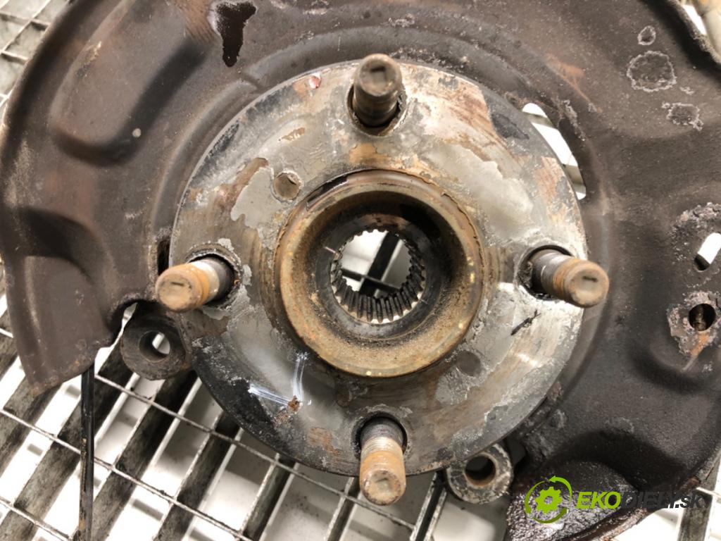 TOYOTA YARIS (_P9_) 2005 - 2014    1.3 VVT-i (SCP90_) 64 kW [87 KM] benzyna 2005 - 2010  náboj ľavy predný