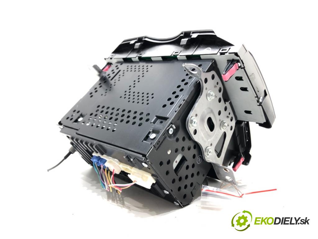 TOYOTA YARIS (_P9_) 2005 - 2014    1.3 VVT-i (SCP90_) 64 kW [87 KM] benzyna 2005 - 2010  RADIO 86120-0D201 (Audio zariadenia)