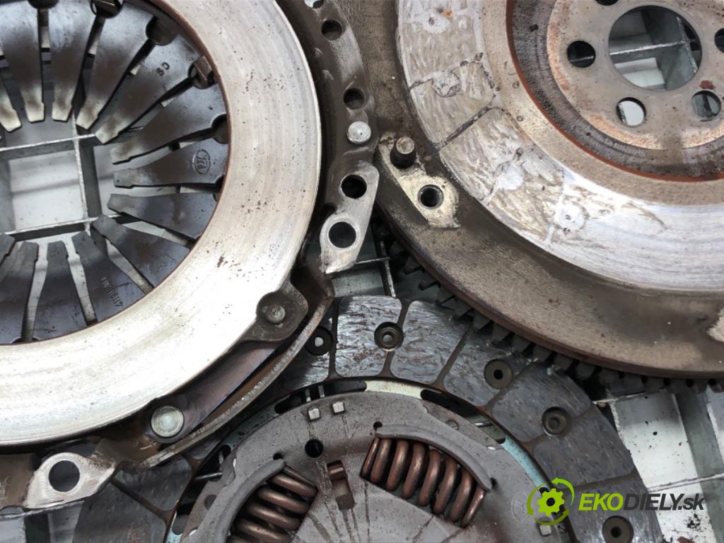 TOYOTA YARIS (_P9_) 2005 - 2014    1.3 VVT-i (SCP90_) 64 kW [87 KM] benzyna 2005 - 2010  Spojková sada (bez ložiska) 120030410 (Kompletné sady (bez ložiska))