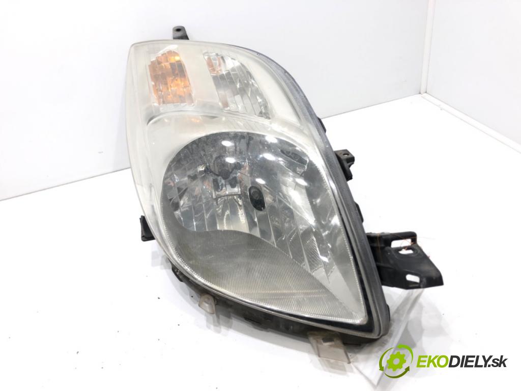 TOYOTA YARIS (_P9_) 2005 - 2014    1.3 VVT-i (SCP90_) 64 kW [87 KM] benzyna 2005 - 2010  Svetlomet pravy predný
