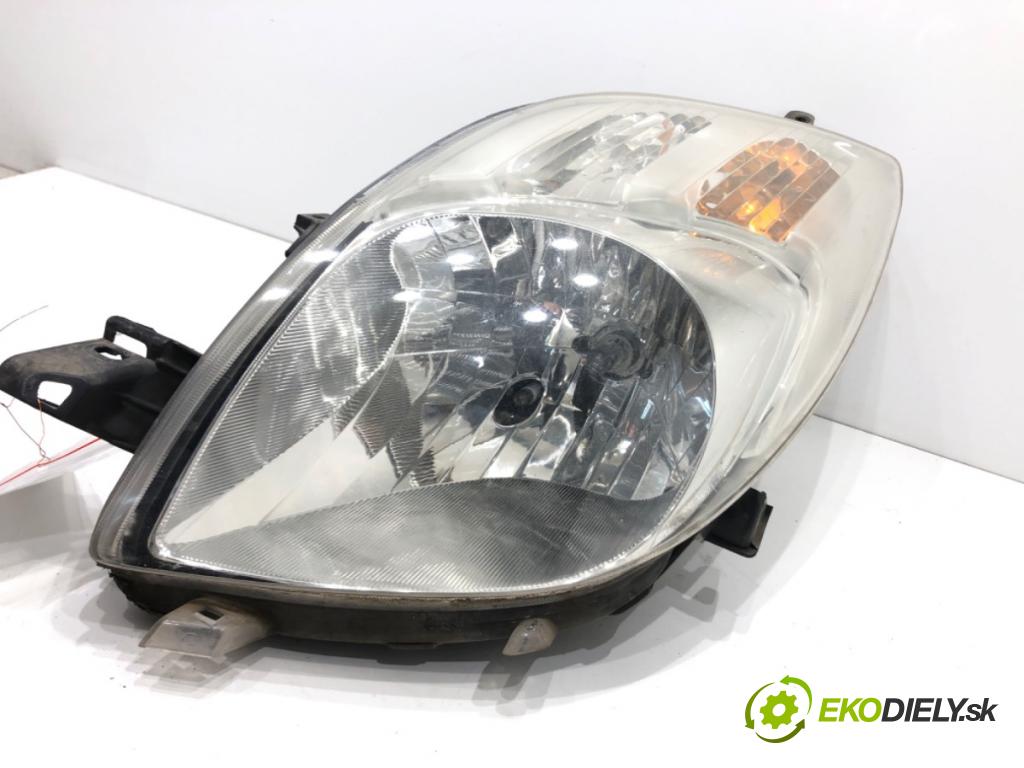 TOYOTA YARIS (_P9_) 2005 - 2014    1.3 VVT-i (SCP90_) 64 kW [87 KM] benzyna 2005 - 2010  Svetlomet ľavy predný 