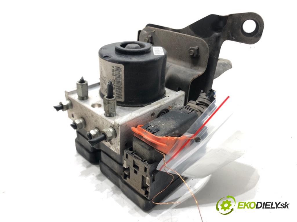 TOYOTA YARIS (_P9_) 2005 - 2014    1.3 VVT-i (SCP90_) 64 kW [87 KM] benzyna 2005 - 2010  Pumpa ABS 89541-0D040 (Pumpy ABS)