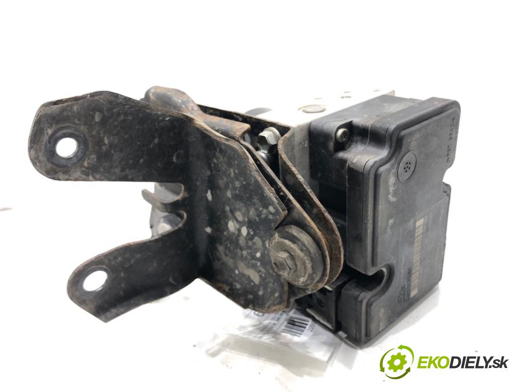 TOYOTA YARIS (_P9_) 2005 - 2014    1.3 VVT-i (SCP90_) 64 kW [87 KM] benzyna 2005 - 2010  Pumpa ABS 89541-0D040 (Pumpy ABS)