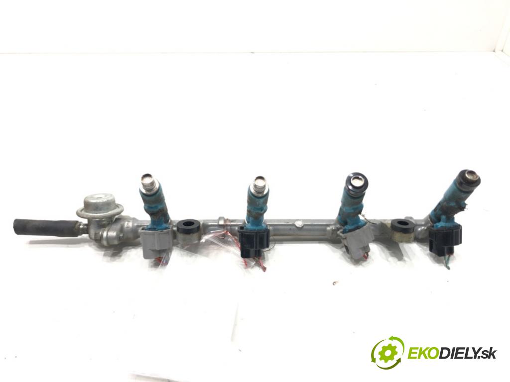 TOYOTA YARIS (_P9_) 2005 - 2014    1.3 VVT-i (SCP90_) 64 kW [87 KM] benzyna 2005 - 2010  Lišta vstrekovacia 23250-23020 (Vstrekovacie lišty)