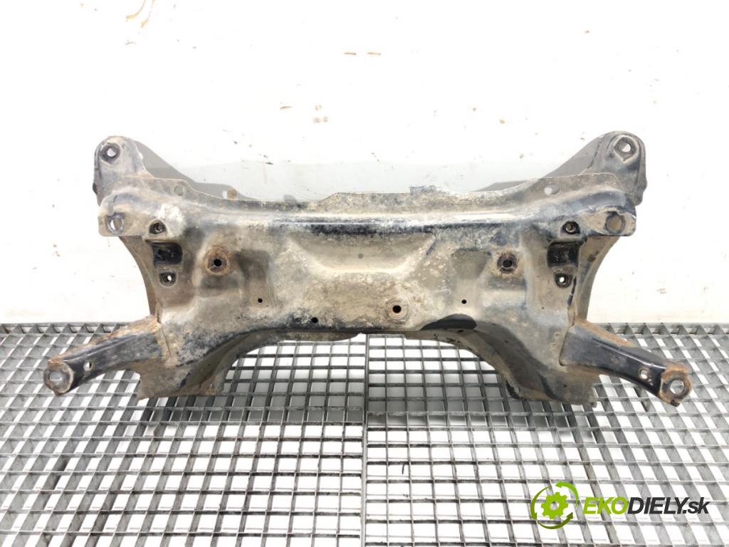 TOYOTA YARIS (_P9_) 2005 - 2014    1.3 VVT-i (SCP90_) 64 kW [87 KM] benzyna 2005 - 2010  výztuha pod motor  (Výztuhy přední)