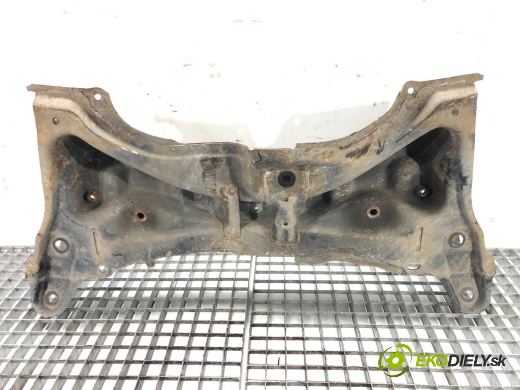 TOYOTA YARIS (_P9_) 2005 - 2014    1.3 VVT-i (SCP90_) 64 kW [87 KM] benzyna 2005 - 2010  výztuha pod motor  (Výztuhy přední)