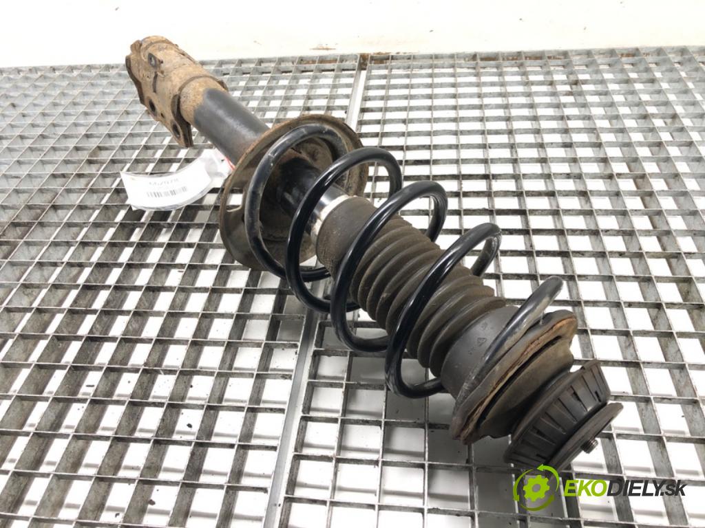 TOYOTA YARIS (_P9_) 2005 - 2014    1.3 VVT-i (SCP90_) 64 kW [87 KM] benzyna 2005 - 2010  Tlmič pravy predný ZE