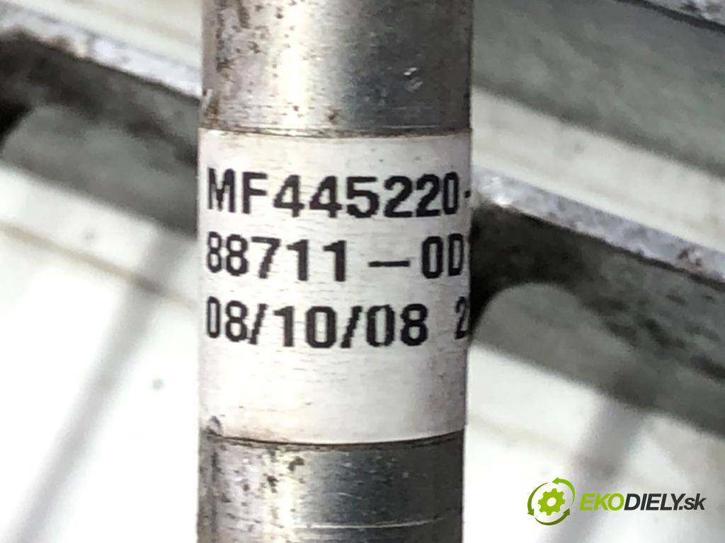 TOYOTA YARIS (_P9_) 2005 - 2014    1.3 VVT-i (SCP90_) 64 kW [87 KM] benzyna 2005 - 2010  rúrka klimatizácie 88711-0D120 (Rúrky klimatizácie)