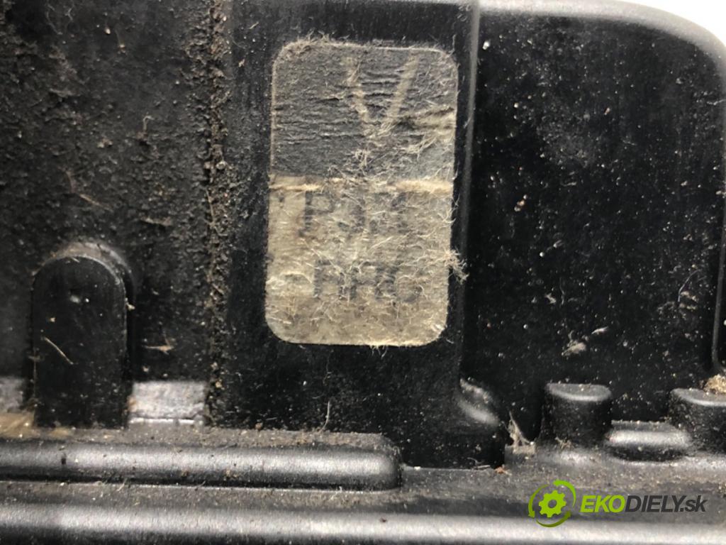 NISSAN QASHQAI / QASHQAI +2 I (J10, NJ10, JJ10E) 2006 - 2014    2.0 104 kW [141 KM] benzyna 2007 - 2013  zámok dveře pravý zadní část