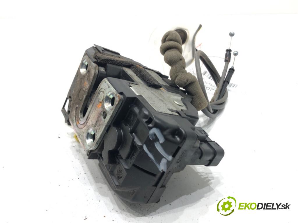 NISSAN QASHQAI / QASHQAI +2 I (J10, NJ10, JJ10E) 2006 - 2014    2.0 104 kW [141 KM] benzyna 2007 - 2013  zámok dveře levý přední část
