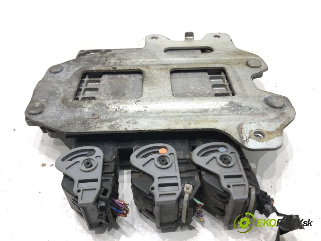NISSAN QASHQAI / QASHQAI +2 I (J10, NJ10, JJ10E) 2006 - 2014    2.0 104 kW [141 KM] benzyna 2007 - 2013  riadiaca jednotka Motor MEC93-370 (Riadiace jednotky)