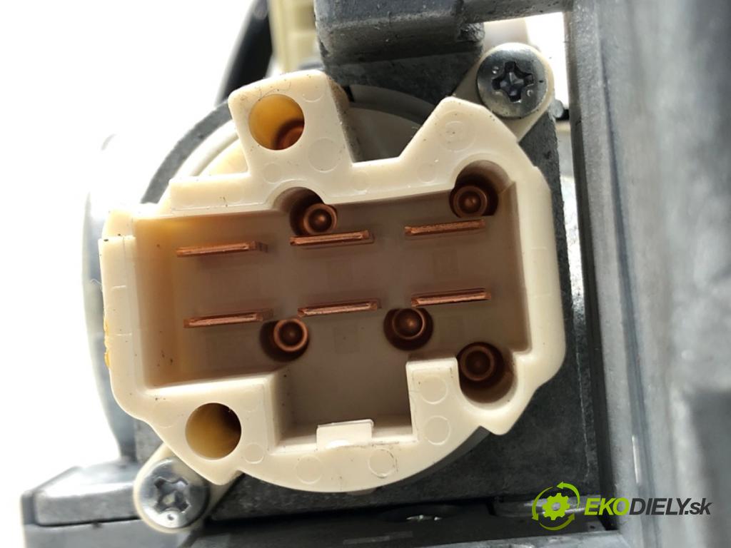 NISSAN QASHQAI / QASHQAI +2 I (J10, NJ10, JJ10E) 2006 - 2014    2.0 104 kW [141 KM] benzyna 2007 - 2013  spinačka 28590C9968 (Spínacie skrinky a kľúče)