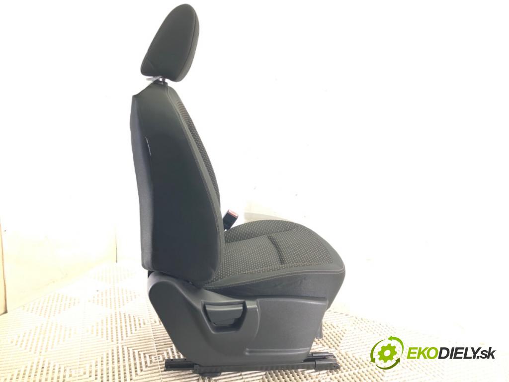 NISSAN QASHQAI / QASHQAI +2 I (J10, NJ10, JJ10E) 2006 - 2014    2.0 104 kW [141 KM] benzyna 2007 - 2013  Sedadlo pravy predný