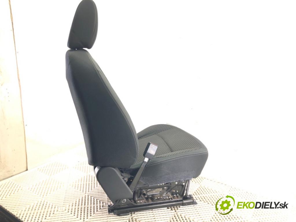 NISSAN QASHQAI / QASHQAI +2 I (J10, NJ10, JJ10E) 2006 - 2014    2.0 104 kW [141 KM] benzyna 2007 - 2013  Sedadlo ľavy predný