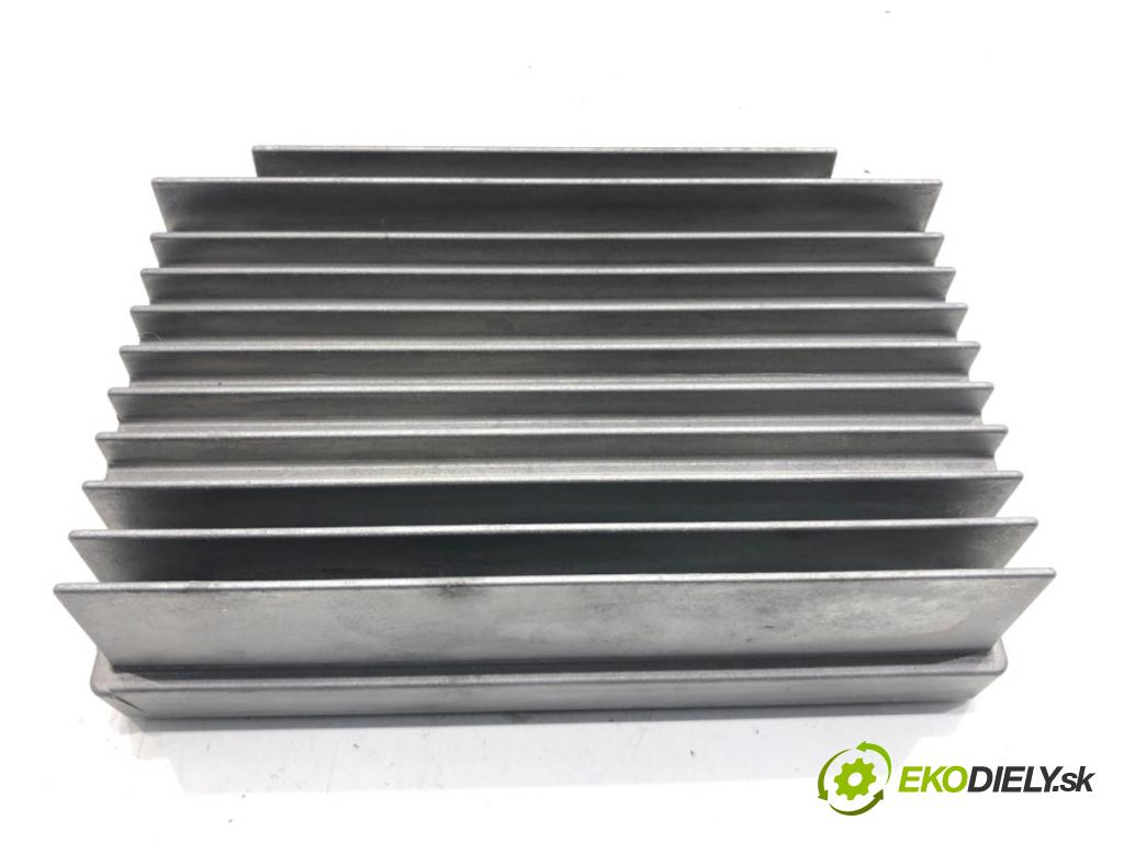 BMW 3 Gran Turismo (F34) 2012 - 2022    320 i 135 kW [184 KM] benzyna 2013 - 2016  Zosilňovač 9306444 (Zosilňovače)