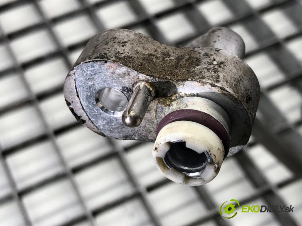 BMW 3 Gran Turismo (F34) 2012 - 2022    320 i 135 kW [184 KM] benzyna 2013 - 2016  rúrka klimatizácie 9212236 (Rúrky klimatizácie)