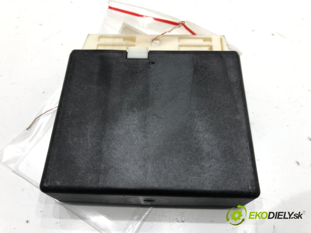 BMW 3 Gran Turismo (F34) 2012 - 2022    320 i 135 kW [184 KM] benzyna 2013 - 2016  Modul PDC 6860827 (Ostatné)