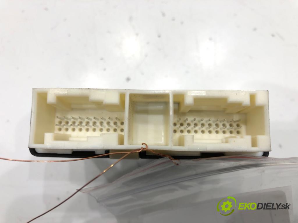 BMW 3 Gran Turismo (F34) 2012 - 2022    320 i 135 kW [184 KM] benzyna 2013 - 2016  Modul PDC 6860827 (Ostatné)