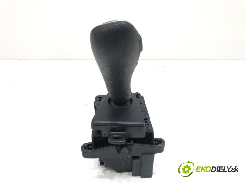 BMW 3 Gran Turismo (F34) 2012 - 2022    320 i 135 kW [184 KM] benzyna 2013 - 2016  Kulisa 9296896 (Rýchlostné páky / kulisy)