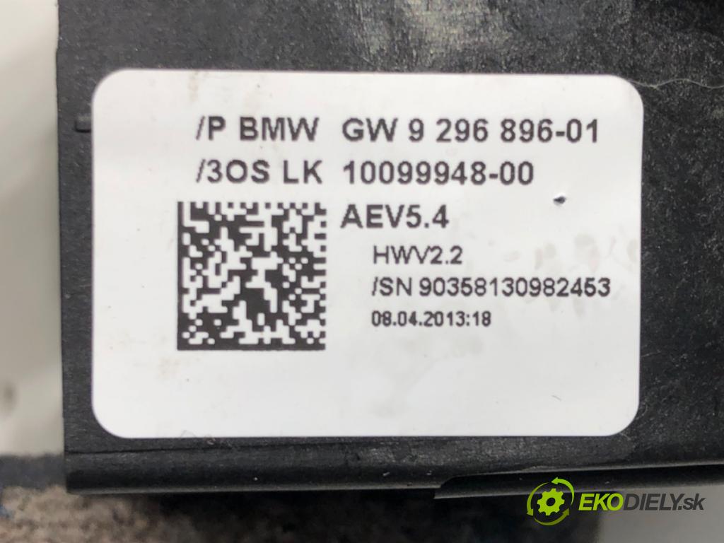 BMW 3 Gran Turismo (F34) 2012 - 2022    320 i 135 kW [184 KM] benzyna 2013 - 2016  Kulisa 9296896 (Rýchlostné páky / kulisy)