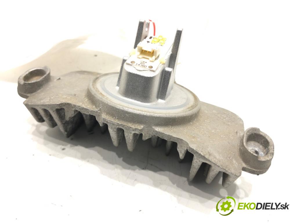 BMW 3 Gran Turismo (F34) 2012 - 2022    320 i 135 kW [184 KM] benzyna 2013 - 2016  Menič XENON 7213114000 (Riadiace jednotky xenónu)