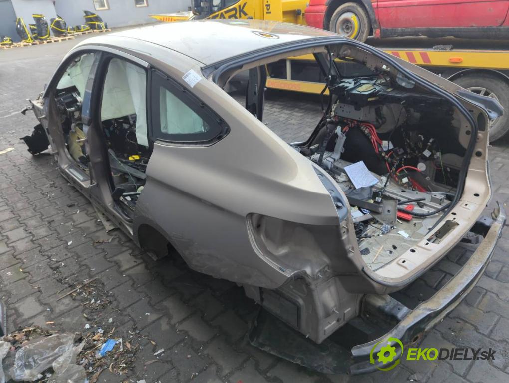 BMW 3 Gran Turismo (F34) 2012 - 2022    320 i 135 kW [184 KM] benzyna 2013 - 2016  KAROSERIA ČTVRŤÁK blatník zadní část levý pravý práh střecha PODŁUŻNICA levý pravý