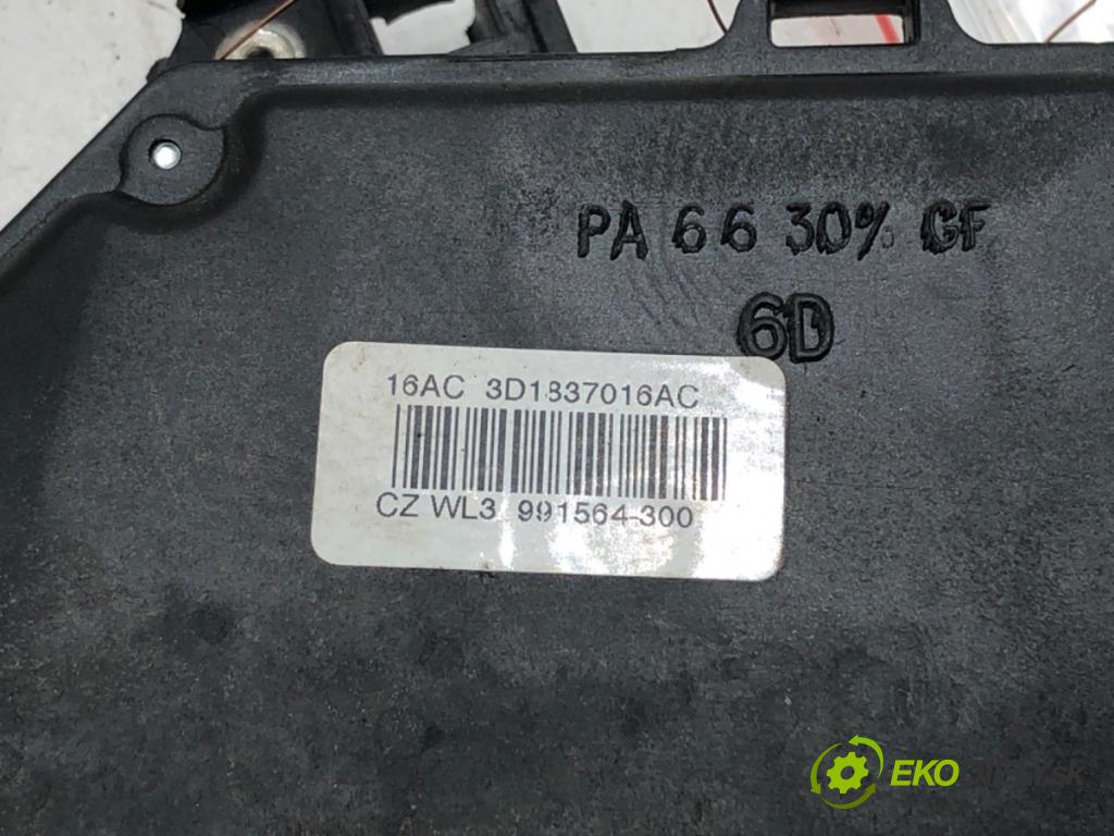 VW TOUAREG (7LA, 7L6, 7L7) 2002 - 2013    3.0 TDI 155 kW [211 KM] olej napędowy 2006 - 2010  zámok dveře pravý přední část 3D1837016AC