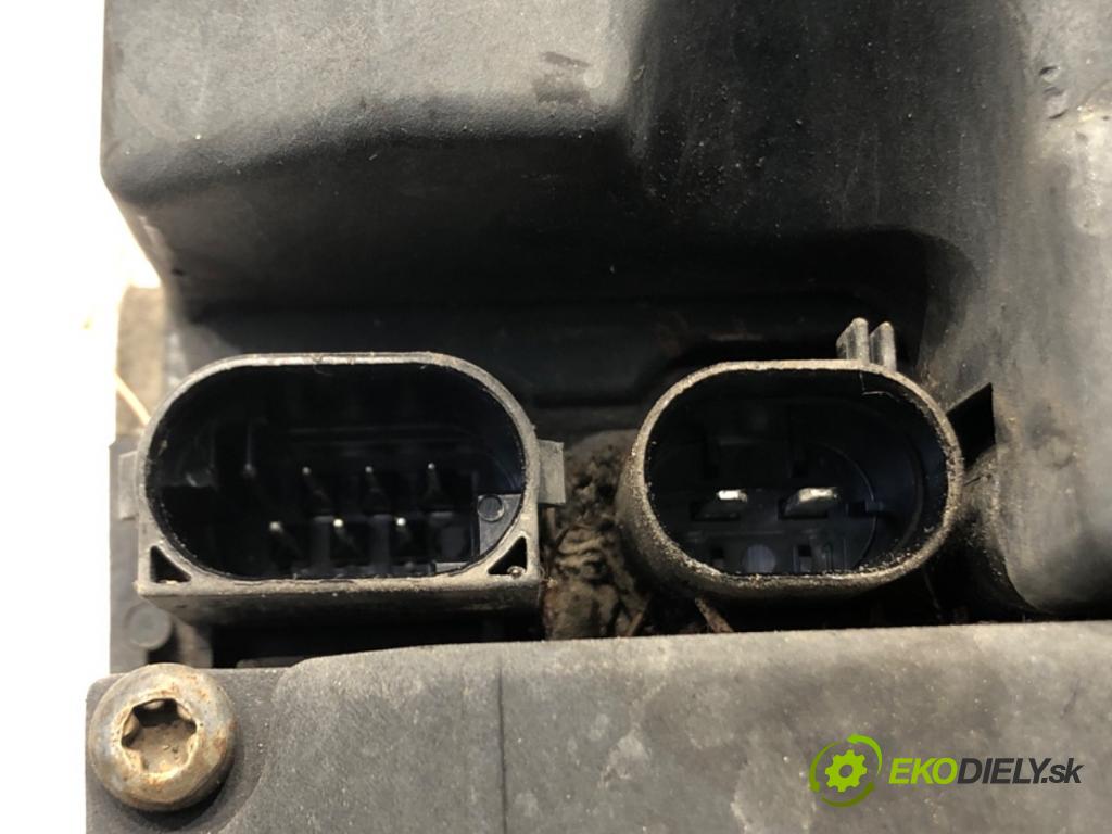 VW TOUAREG (7LA, 7L6, 7L7) 2002 - 2013    3.0 TDI 155 kW [211 KM] olej napędowy 2006 - 2010  Webasto 7L6815071G (Webasto ohřívače)