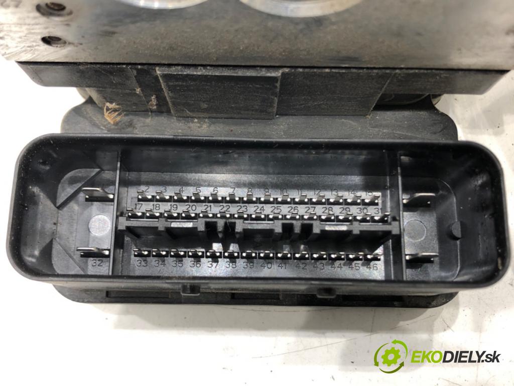 VW TOUAREG (7LA, 7L6, 7L7) 2002 - 2013    3.0 TDI 155 kW [211 KM] olej napędowy 2006 - 2010  Pumpa ABS 7L0907379K (Pumpy ABS)