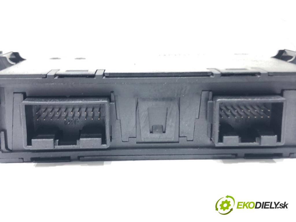 VW TOUAREG (7LA, 7L6, 7L7) 2002 - 2013    3.0 TDI 155 kW [211 KM] olej napędowy 2006 - 2010  Modul PDC 7L0919283F (Ostatné)