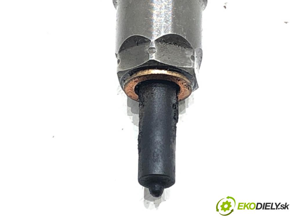 VW TOUAREG (7LA, 7L6, 7L7) 2002 - 2013    3.0 TDI 155 kW [211 KM] olej napędowy 2006 - 2010  vstrekovač 0445115052 (Vstrekovače)