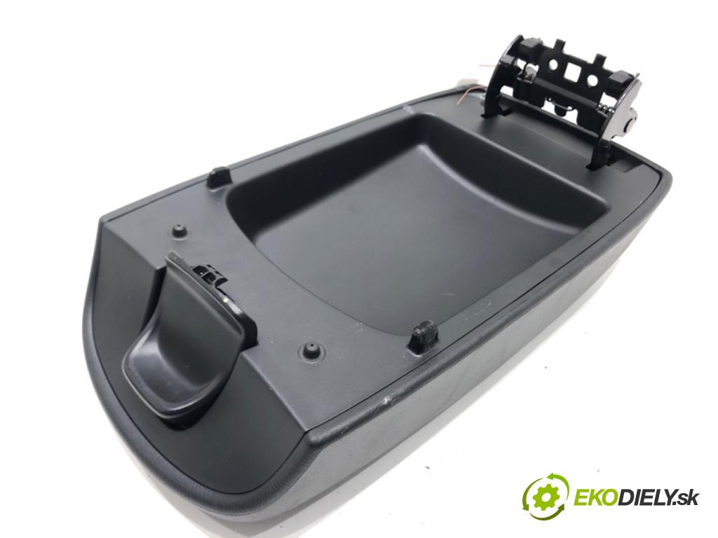 MAZDA CX-5 (KE, GH) 2011 - 2017    2.2 D 4WD (KE2AW) 129 kW [175 KM] olej napędowy 2012 - 2017  Lakťová opierka  (Lakťové opierky)