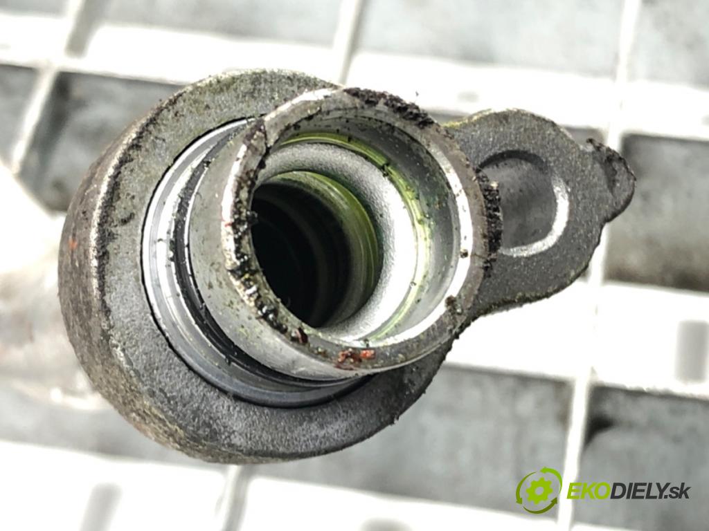 MAZDA CX-5 (KE, GH) 2011 - 2017    2.2 D 4WD (KE2AW) 129 kW [175 KM] olej napędowy 2012 - 2017  rúrka klimatizácie  (Rúrky klimatizácie)