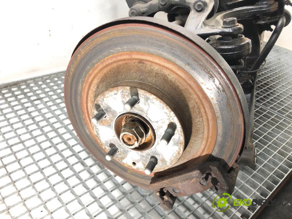 MAZDA CX-5 (KE, GH) 2011 - 2017    2.2 D 4WD (KE2AW) 129 kW [175 KM] olej napędowy 2012 - 2017  výztuha zadní část