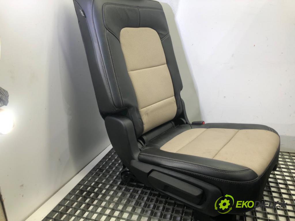 FORD USA ESCAPE IV 2019 - 2024    2.0 B 184kW (250 KM)  Sedadlo druhý rad