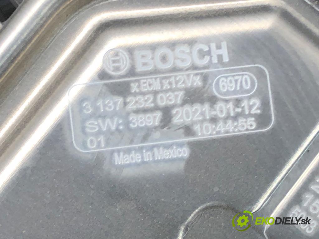 FORD USA ESCAPE IV 2019 - 2024    2.0 B 184kW (250 KM)  Ventilátor chladiča 3137232037 (Ventilátory)