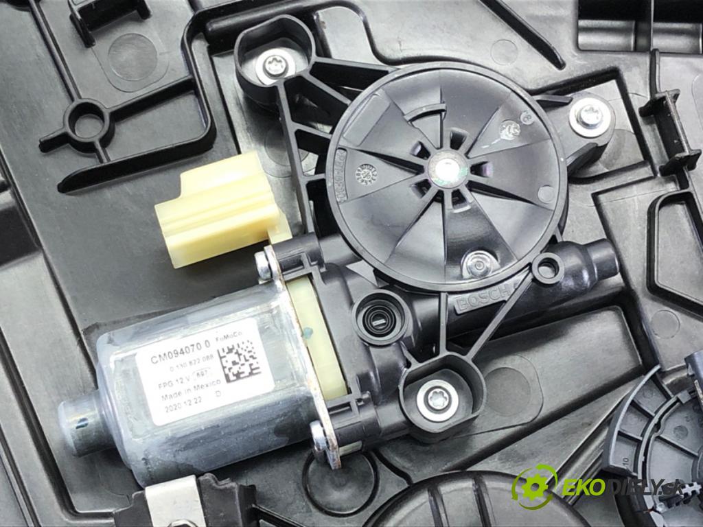 FORD USA ESCAPE IV 2019 - 2024    2.0 B 184kW (250 KM)  Mechanizmus okna predný ľavy CM0940700 (Predné ľavé)