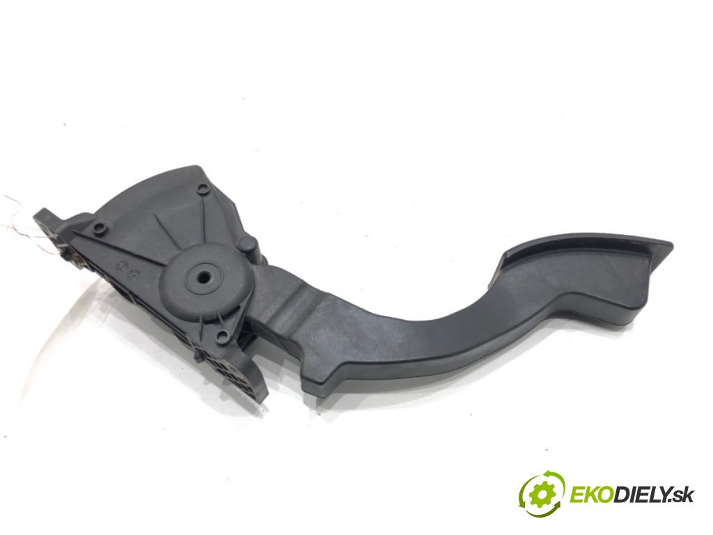 FORD FOCUS II Turnier (DA_, FFS, DS) 2004 - 2012    1.8 TDCi 85 kW [115 KM] olej napędowy 2004 - 2012  Potenciometer plynu 4M51-9F836-AH (Pedále)