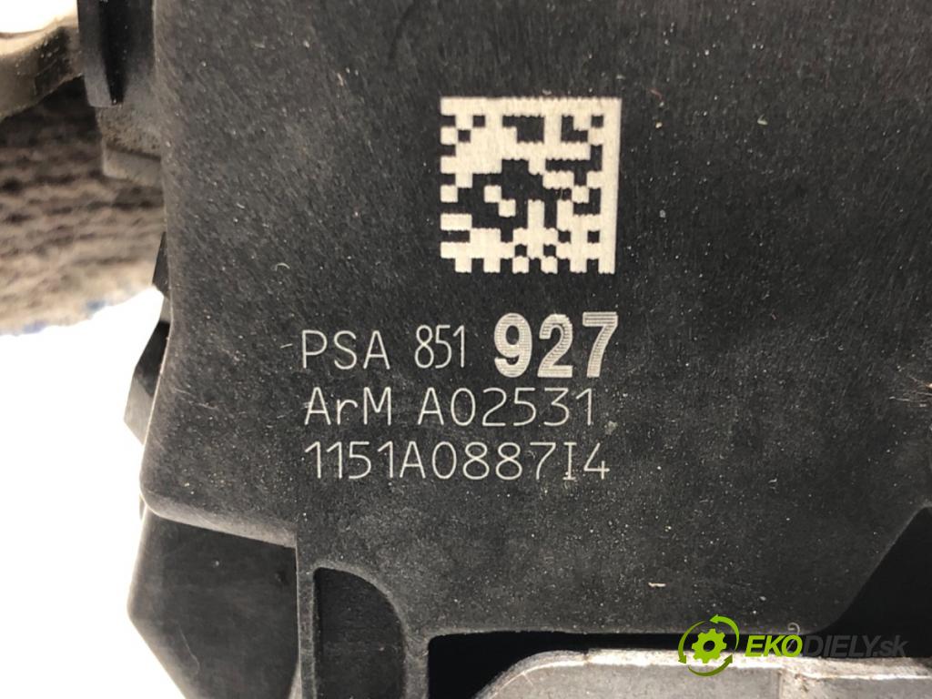 PEUGEOT 508 SW I (8E_) 2010 - 2018    1.6 THP 115 kW [156 KM] benzyna 2010 - 2018  zámok dveře pravý zadní část 851927